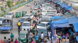 রাস্তায় দূর্ঘটনা সড়কে পার্কিং